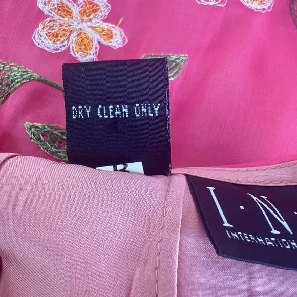 Womens INC Embroidered Silk Skirt Size 6 Floral Pink Lined Zipper - Picture 7 of 7